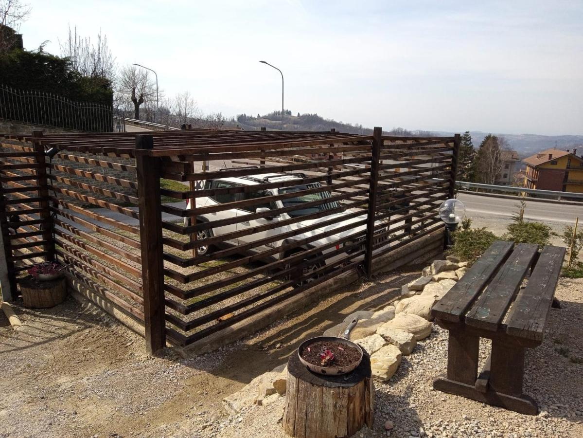 La Tana Dello Scoiattolo - Adults Only Bed & Breakfast Murazzano  Luaran gambar