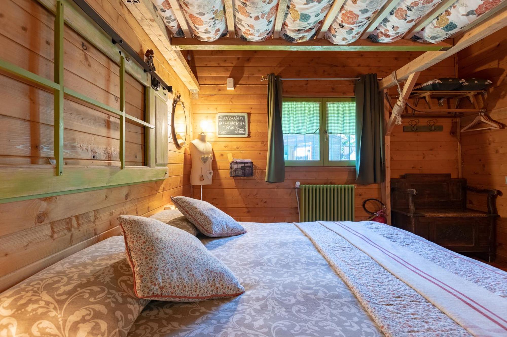 La Tana Dello Scoiattolo - Adults Only Bed & Breakfast Murazzano  Luaran gambar