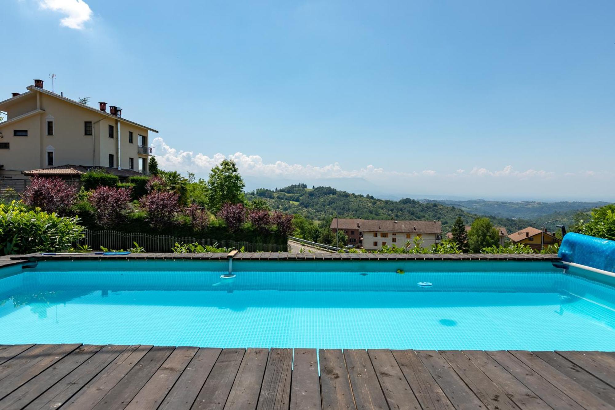 La Tana Dello Scoiattolo - Adults Only Bed & Breakfast Murazzano  Luaran gambar