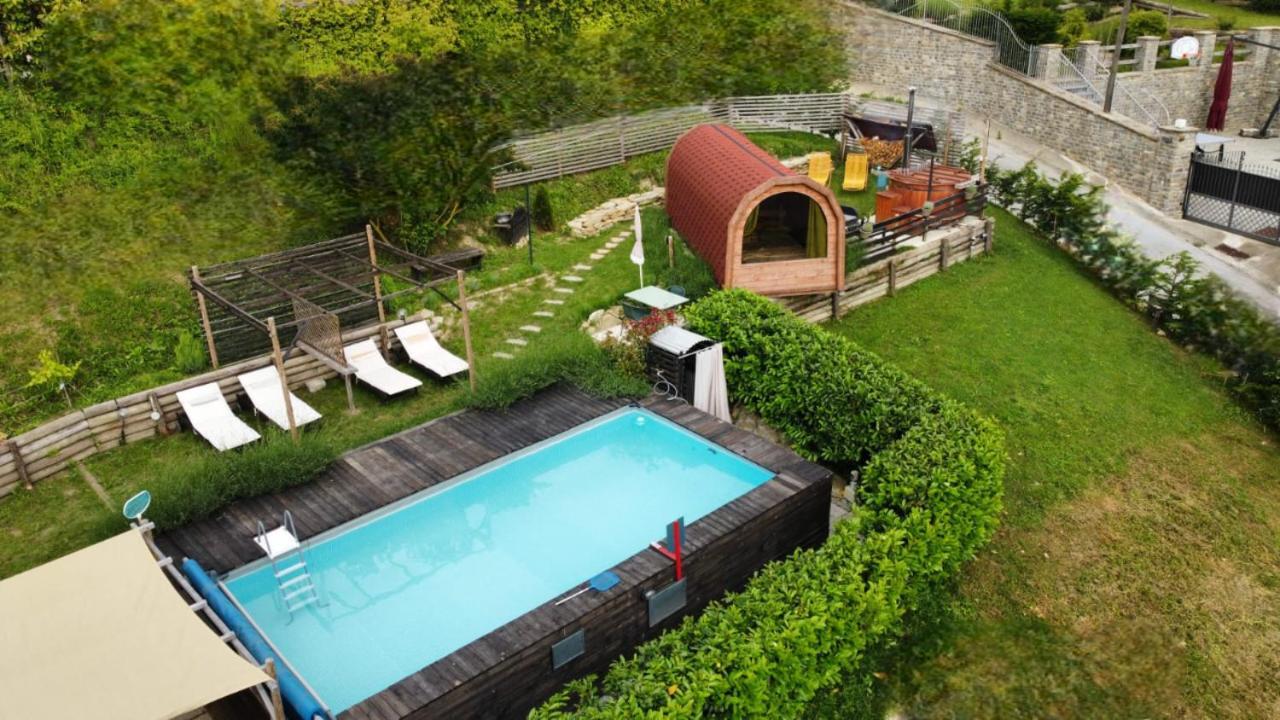 La Tana Dello Scoiattolo - Adults Only Bed & Breakfast Murazzano  Luaran gambar