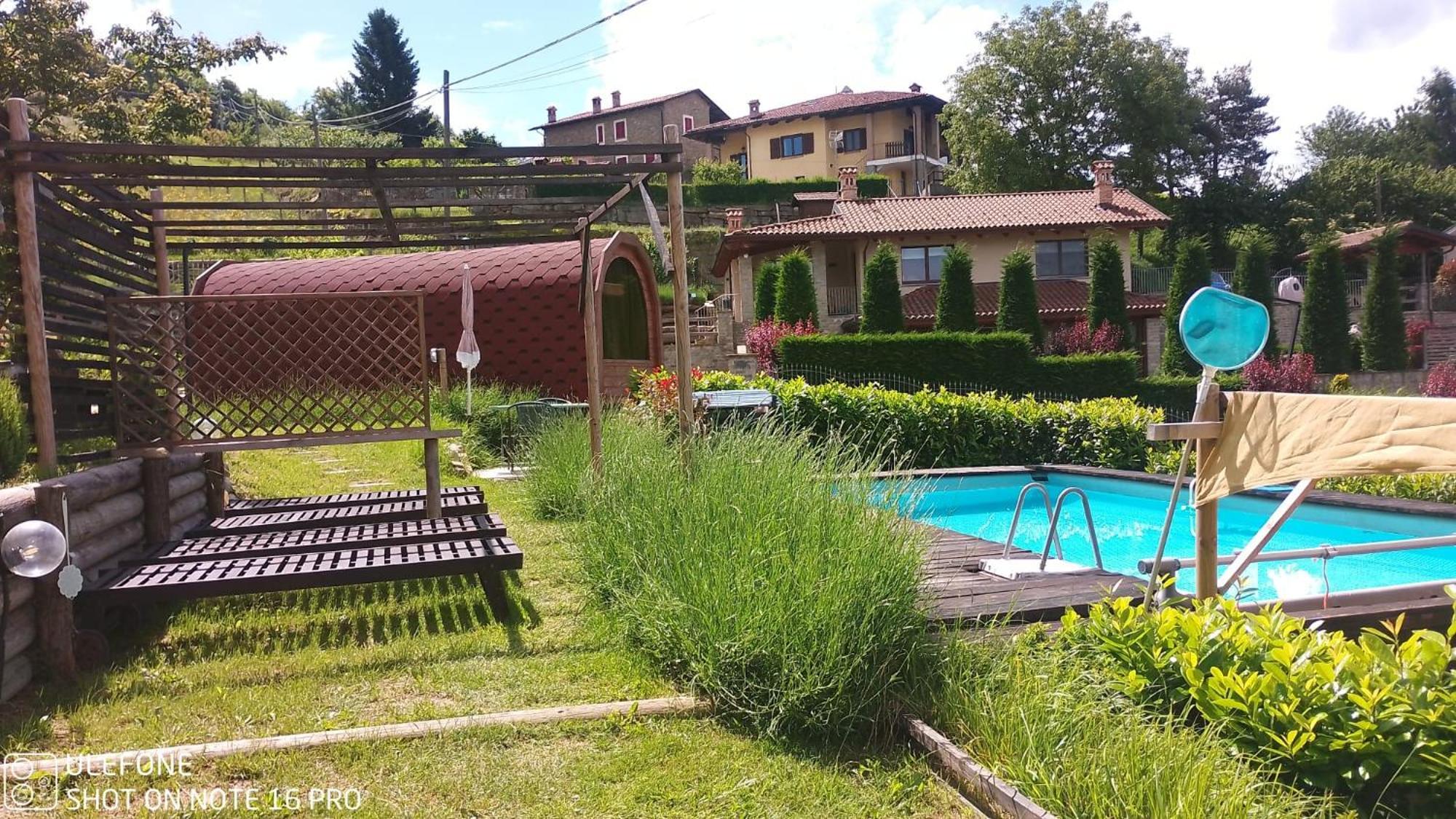 La Tana Dello Scoiattolo - Adults Only Bed & Breakfast Murazzano  Luaran gambar